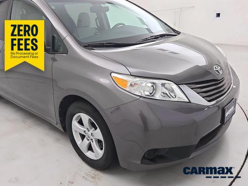 Gray 2017 Toyota Sienna LE