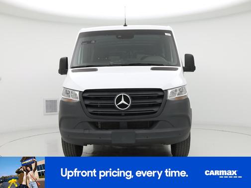 White 2024 Mercedes-Benz Sprinter 2500