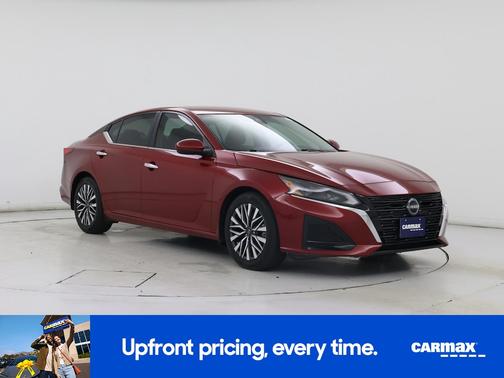 2023 Nissan Altima SV