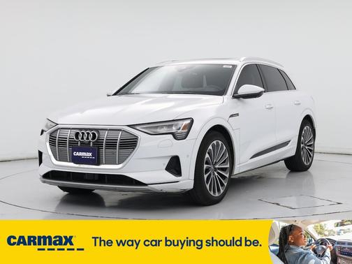2019 Audi e-tron Prestige