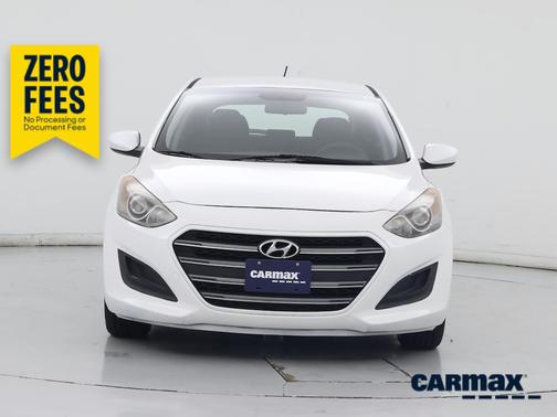 White 2016 Hyundai ELANTRA GT