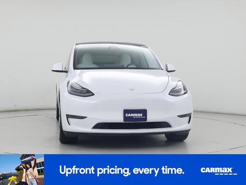 White 2023 Tesla Model Y Long Range