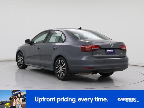 Gray 2016 Volkswagen Jetta Sport