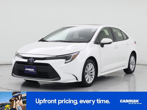 White 2024 Toyota Corolla Hybrid XLE