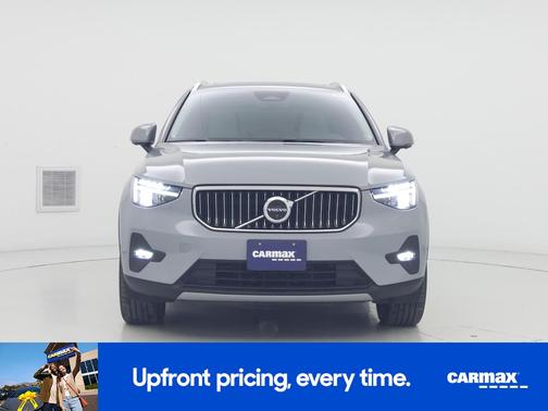 Gray 2024 Volvo XC40 B5 Plus Bright Theme