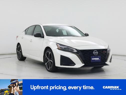 2023 Nissan Altima SR