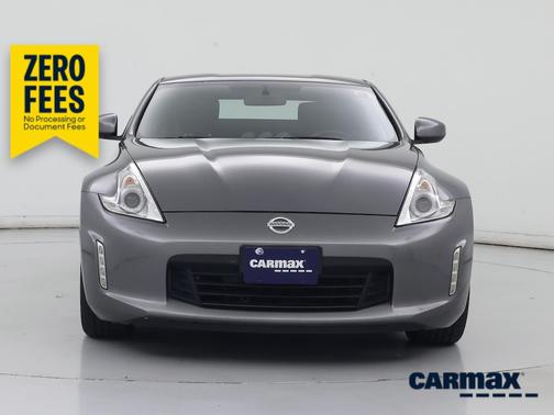 Gray 2016 Nissan 370Z