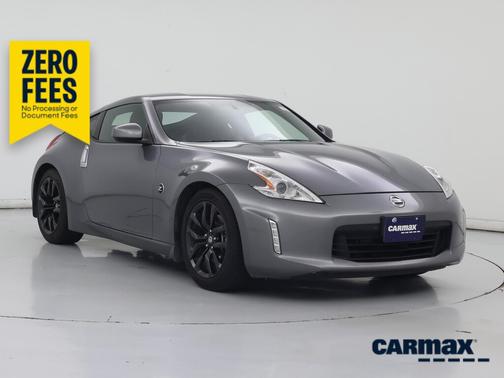 Gray 2016 Nissan 370Z