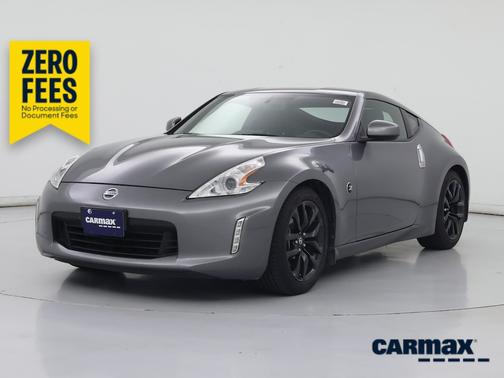 Gray 2016 Nissan 370Z