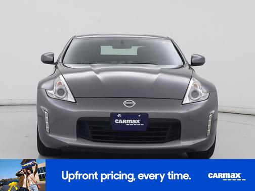 Gray 2016 Nissan 370Z
