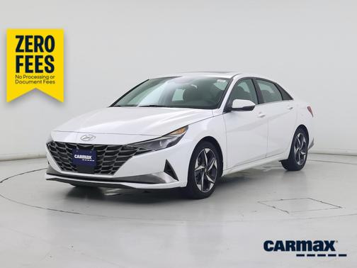 White 2022 Hyundai ELANTRA SEL