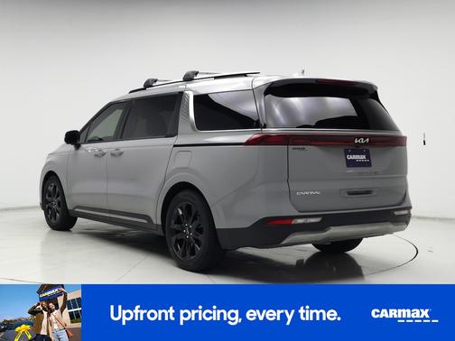 2023 Kia Carnival SX