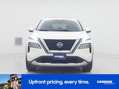 White 2023 Nissan Rogue Platinum