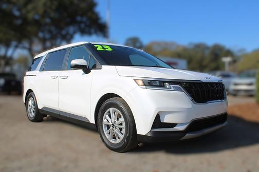 2023 Kia Carnival LX