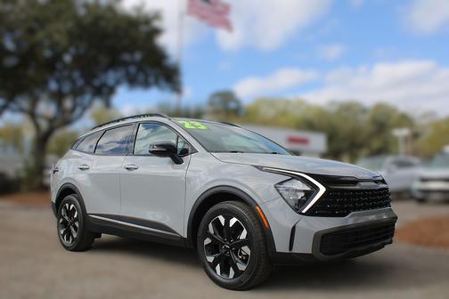 Wolf Gray 2023 Kia Sportage X-Line