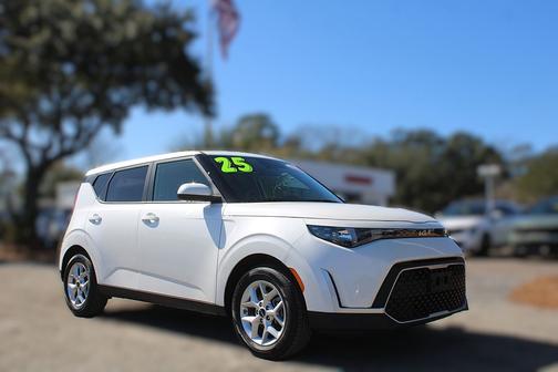 2025 Kia Soul LX