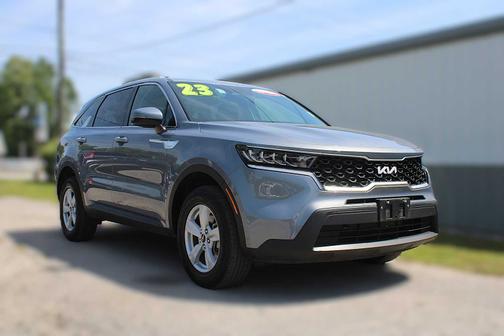 2023 Kia Sorento LX