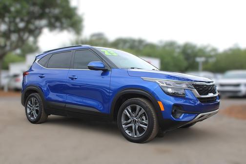 Neptune Blue 2023 Kia Seltos S