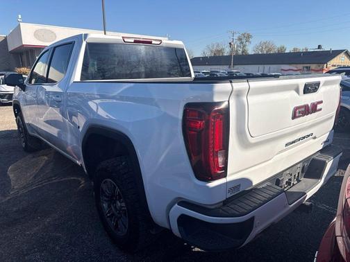 Summit White 2026 GMC Sierra 1500 AT4