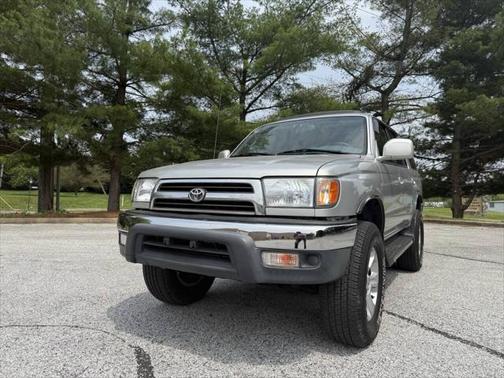 2000 Toyota 4Runner SR5 4WD
