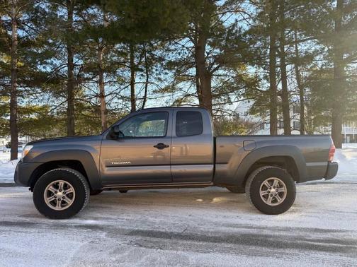 2012 Toyota Tacoma Base