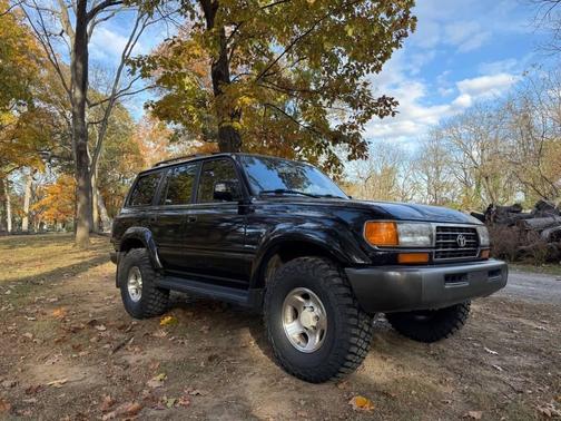 1997 Toyota Land Cruiser Base