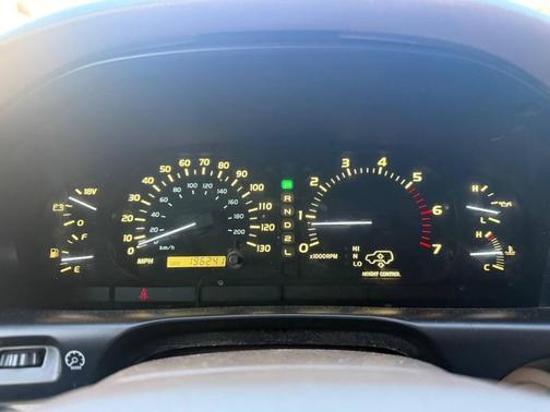 2000 Lexus LX 470 Base