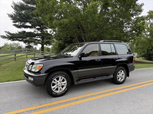 2003 Lexus LX 470 Base