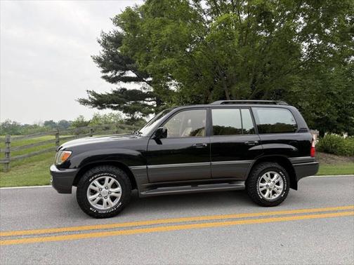 2003 Lexus LX 470 Base