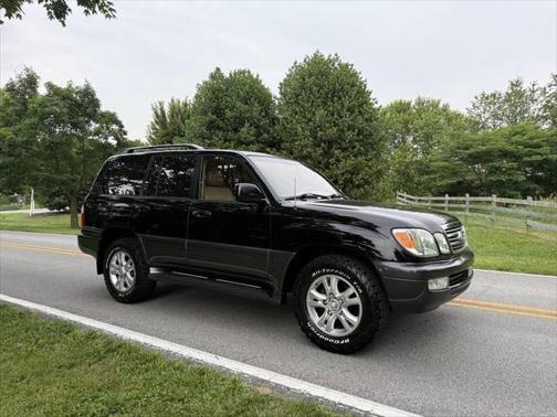 2003 Lexus LX 470 Base