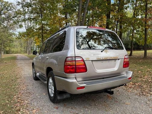2000 Toyota Land Cruiser Base