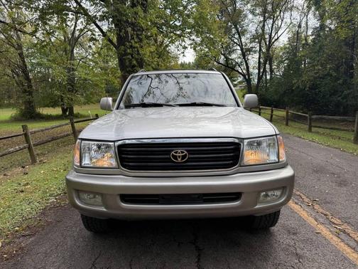 2000 Toyota Land Cruiser Base