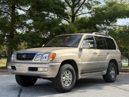 2001 Lexus LX 470 Base