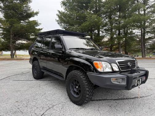 2002 Lexus LX 470 Base
