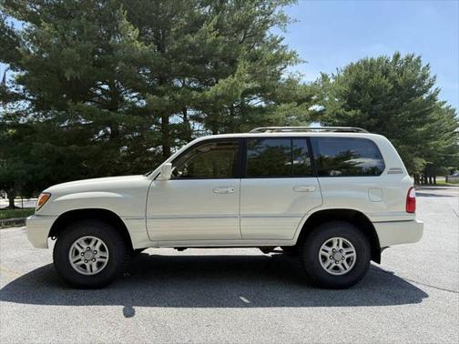 1999 Lexus LX 470 Base