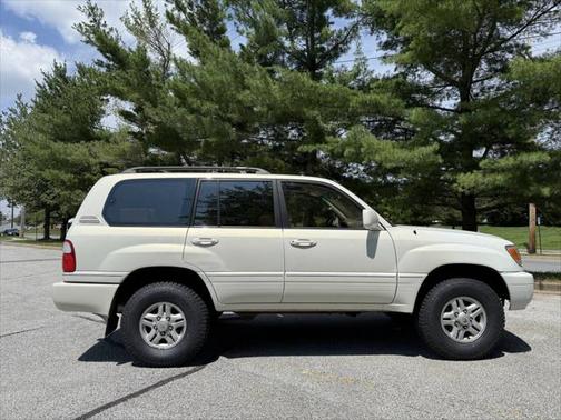 1999 Lexus LX 470 Base