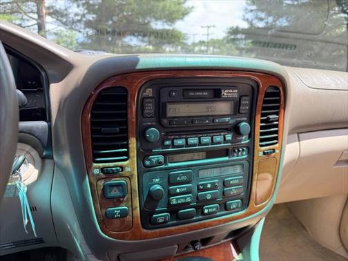 1999 Lexus LX 470 Base