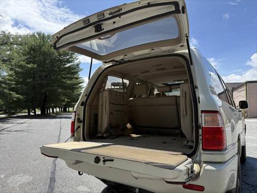 1999 Lexus LX 470 Base