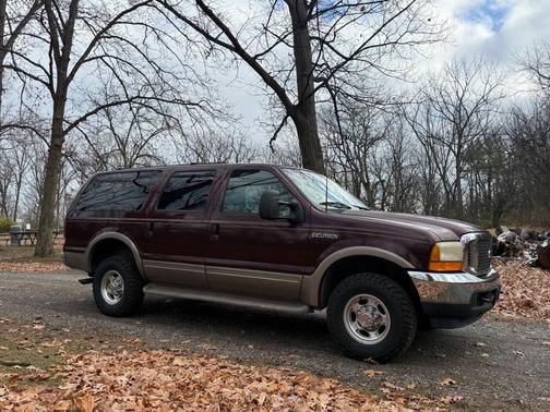 2001 Ford Excursion Limited 4WD 4dr SUV
