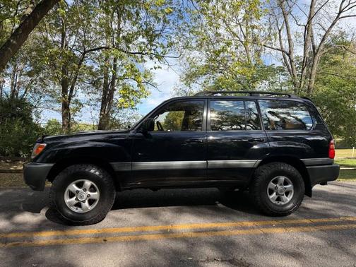 1999 Toyota Land Cruiser Base