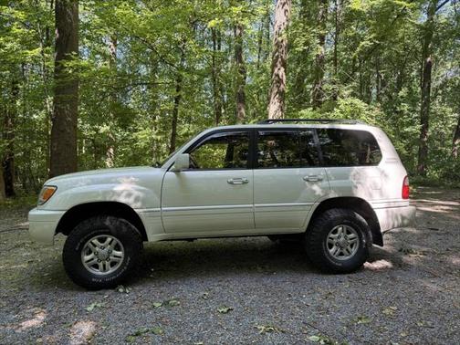2000 Lexus LX 470 Base