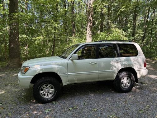 2000 Lexus LX 470 Base