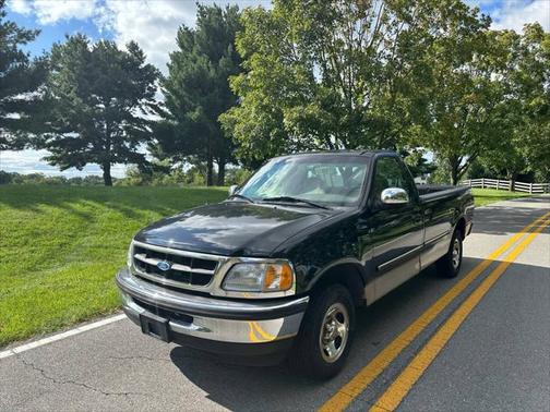 1997 Ford F-150 Base 2dr Standard Cab LB