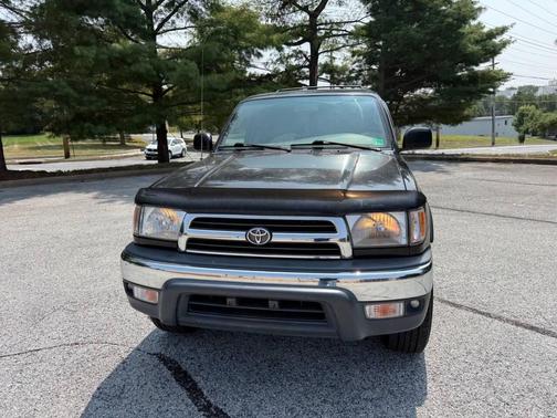 2000 Toyota 4Runner SR5 4WD