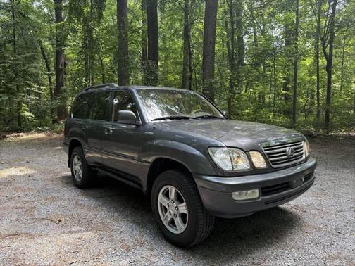 2003 Lexus LX 470 Base
