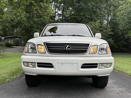 2001 Lexus LX 470 Base