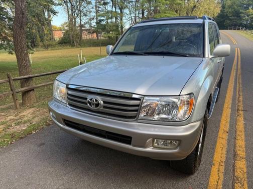 2006 Toyota Land Cruiser Base