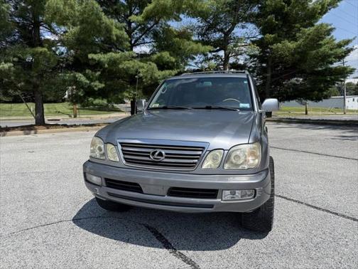 2005 Lexus LX 470 Base