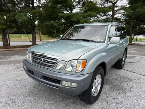 2003 Lexus LX 470 Base