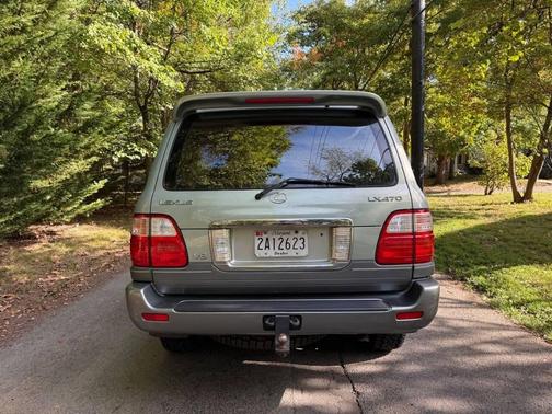 2003 Lexus LX 470 Base